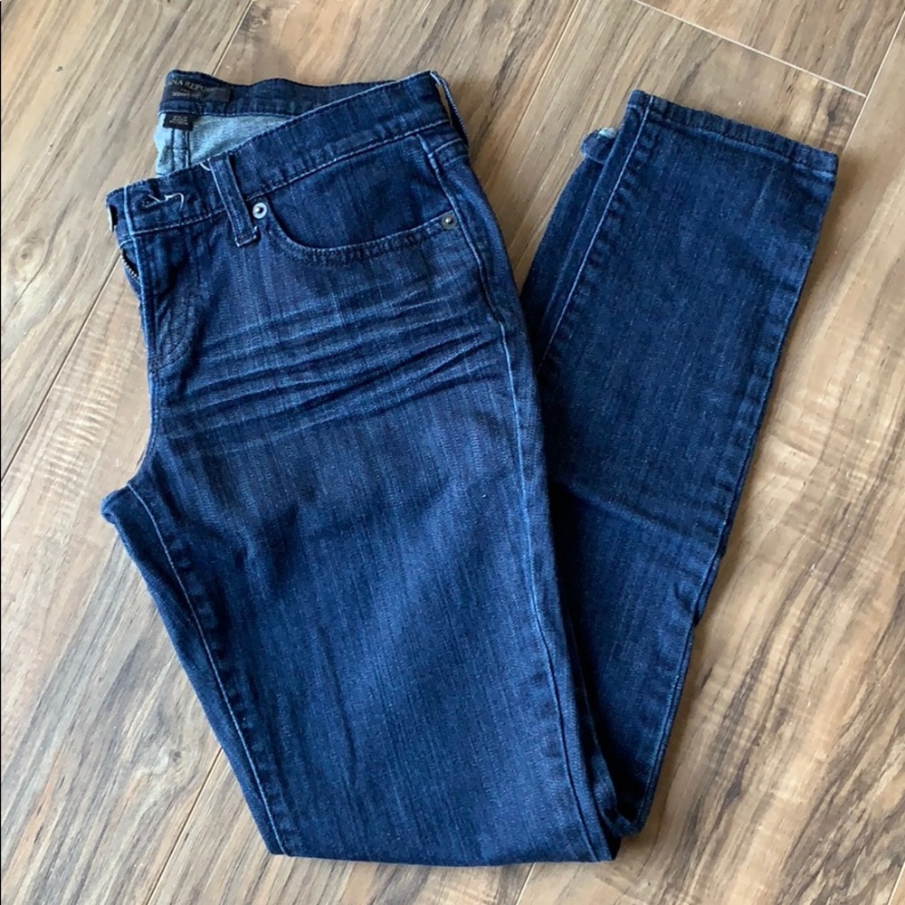 EUC skinny fit Banana Republic jeans size 27/4
